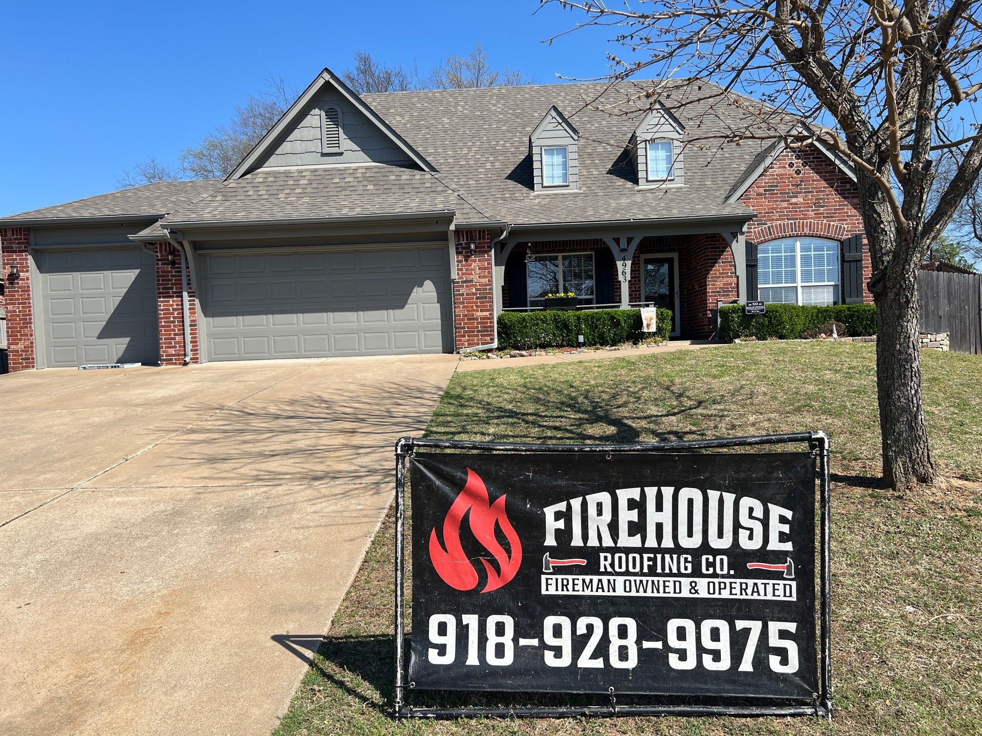 Catoosa Brick & Shake Style Roof